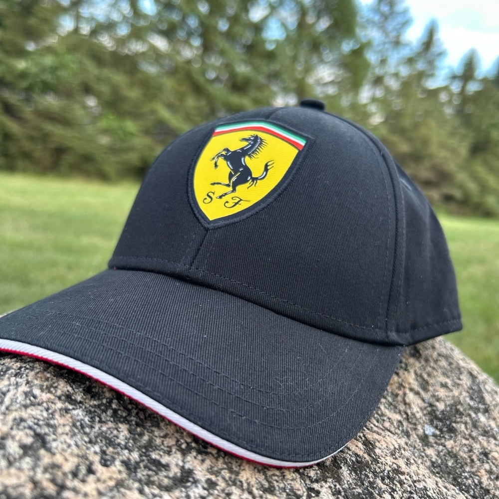 NWT Scuderia Ferrari - Classic Hat - Unisex